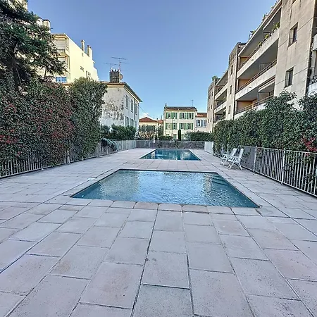 Pon2 - 2 Pieces Avec Piscine Et Terrasse * Cannes